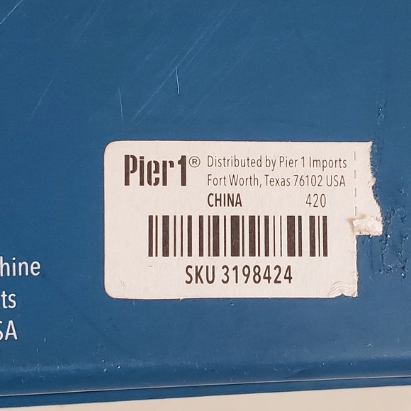 Pier 1  APPETIZER PLATES SET OF 4 NWT. 6IN. - Picture 2 of 9